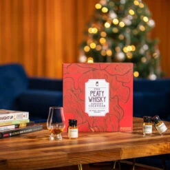 The Peaty Whisky Advent Calendar (2022) 4 The Peaty Whisky Advent Calendar (2022) -Liquor Discount Store drinksbythedram adventcalendar 2022 peatywhisky lifestyle 01