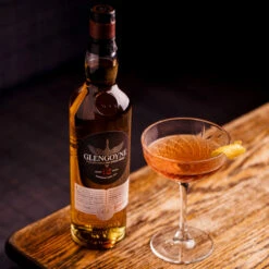 Glengoyne 12 Year Old -Liquor Discount Store glengoyne 12yo lifestyle 02