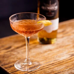 Glengoyne 12 Year Old -Liquor Discount Store glengoyne 12yo lifestyle 03