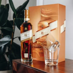 Johnnie Walker 18 Year Old Glass Gift Set -Liquor Discount Store johnniewalker 18yo giftset lifestyle 01