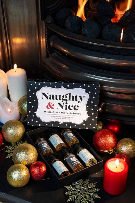 Naughty & Nice Whisky Gift Set - Black 4 Naughty & Nice Whisky Gift Set - Black - Image 4