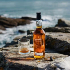 Talisker 43 Year Old Xpedition Oak 16 Talisker 43 Year Old Xpedition Oak -Liquor Discount Store talisker 43yo xpeditionoak lifestyle 03